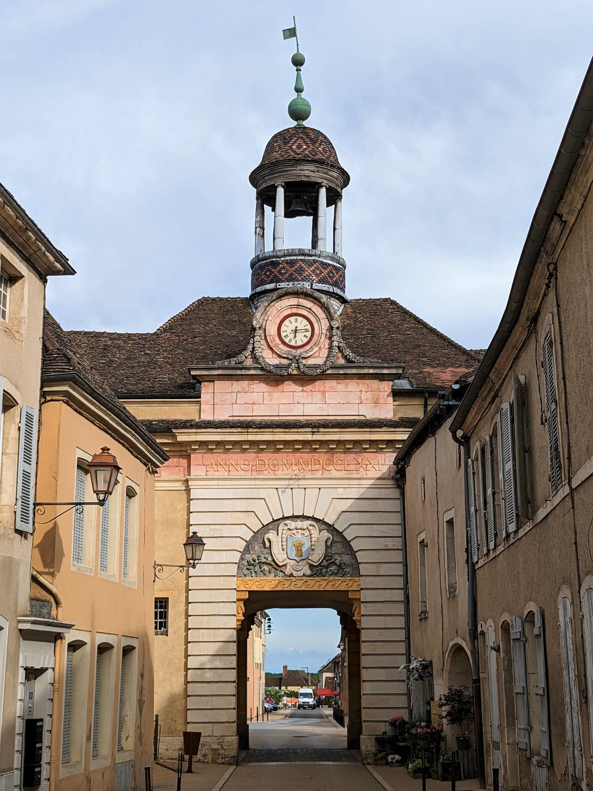 hotel de ville givry