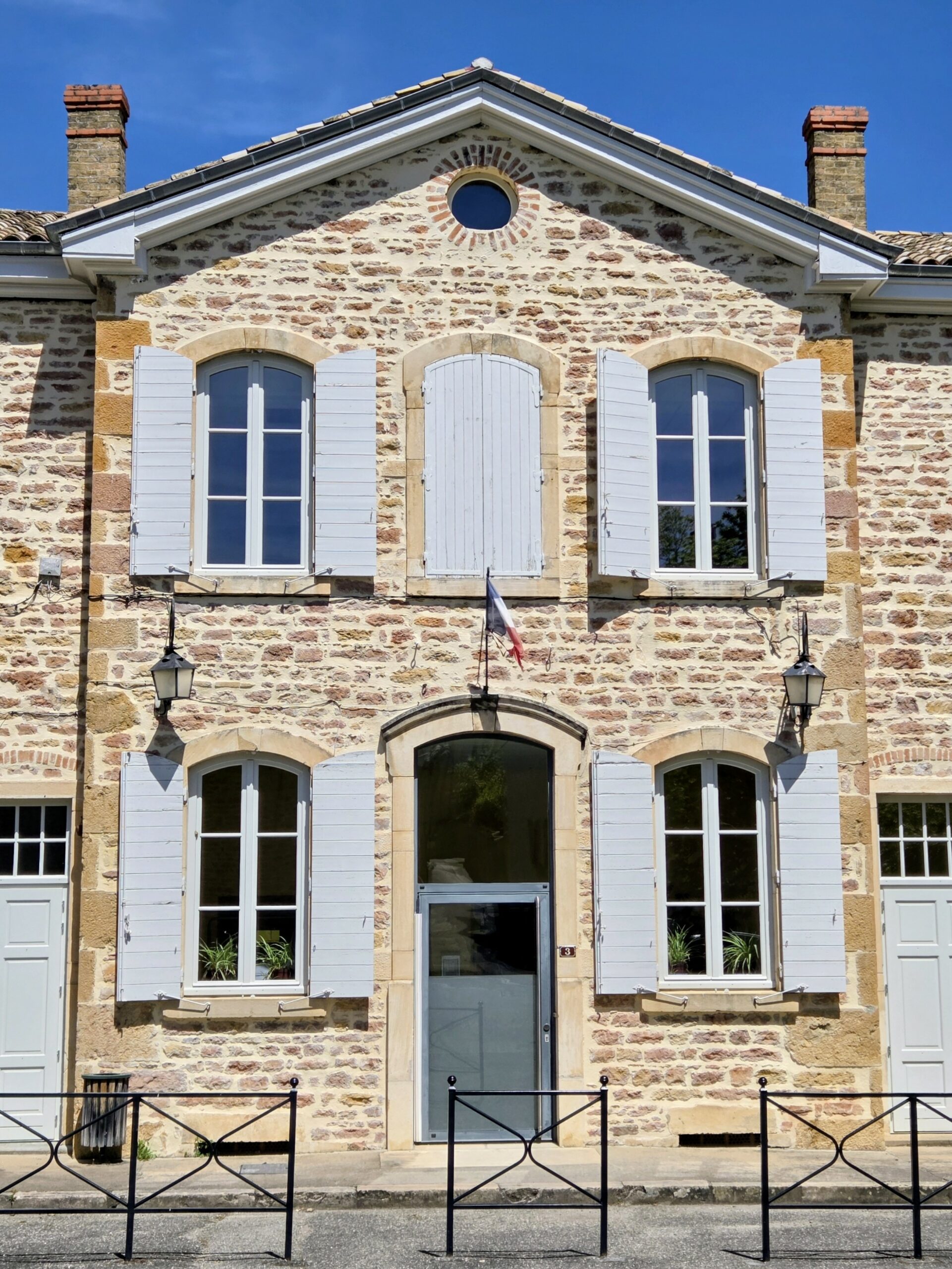 mairie salles